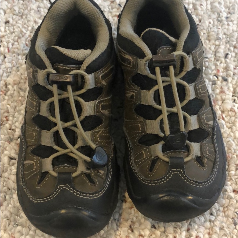 EUC Keen Kids Trail Shoes